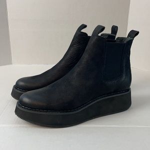 Dolce Vita Arlete Slip on Ankle Booties. Black. Size 10